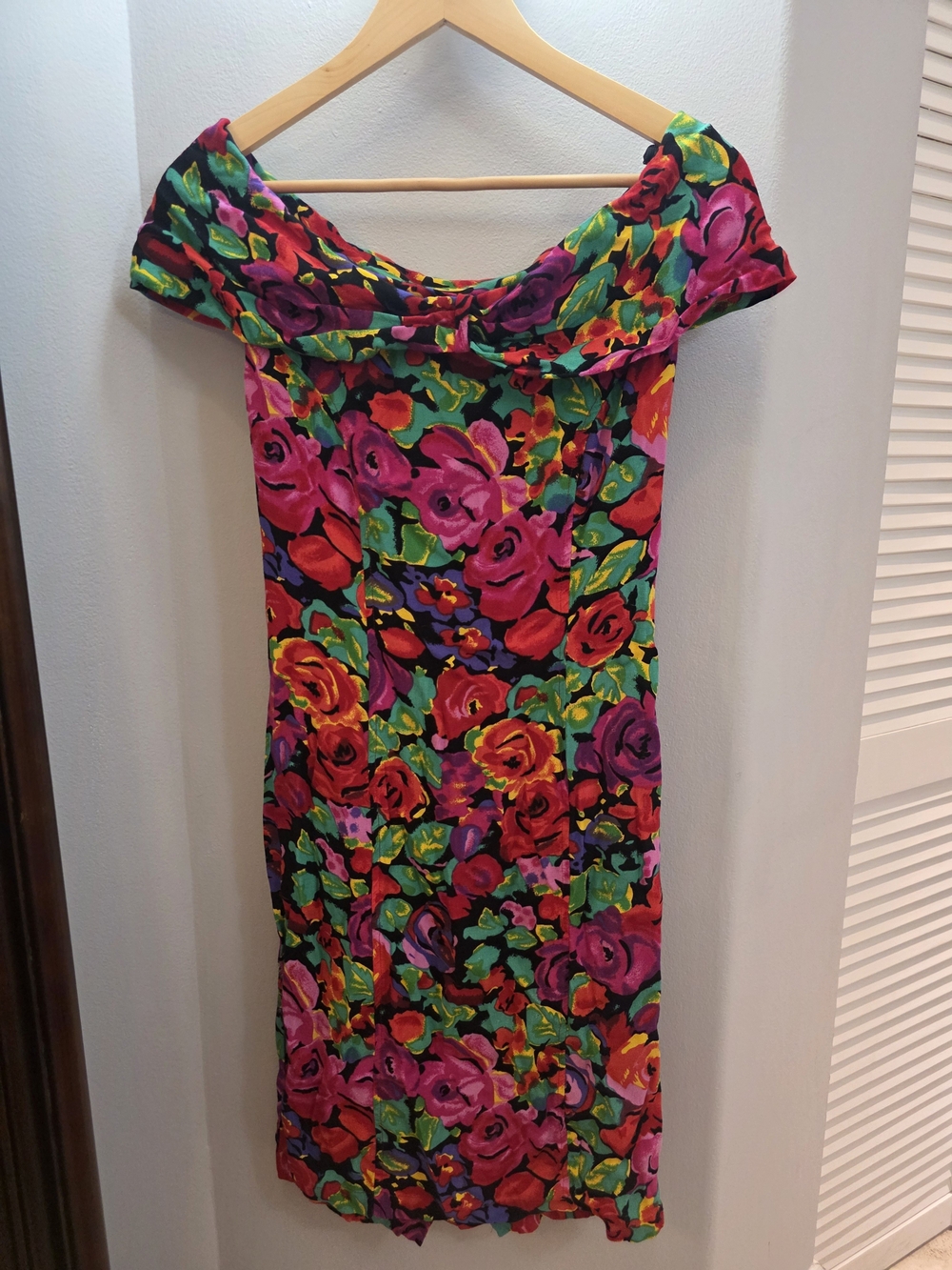 Vintage 90s Paris Blues Vibrant Floral Off-Shoulder Dress in Pink, Red, Green 7